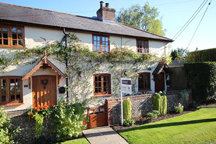 4 Bedroom Semi Detached House For Sale In Church Street, Bentworth, GU34