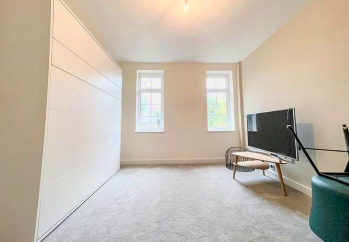 Studio To Rent In Langford Court, Abbey Road, NW8