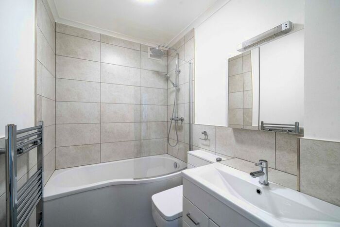 1 Bedroom Flat To Rent In Gilston Road, London, SW10