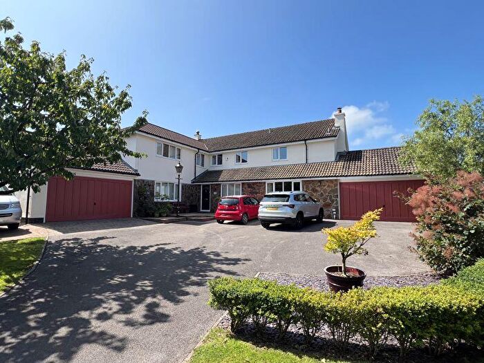 6 Bedroom Detached House For Sale In The Orchard, Penllyn, Nr. Cowbridge, The Vale Of Glamorgan, CF71