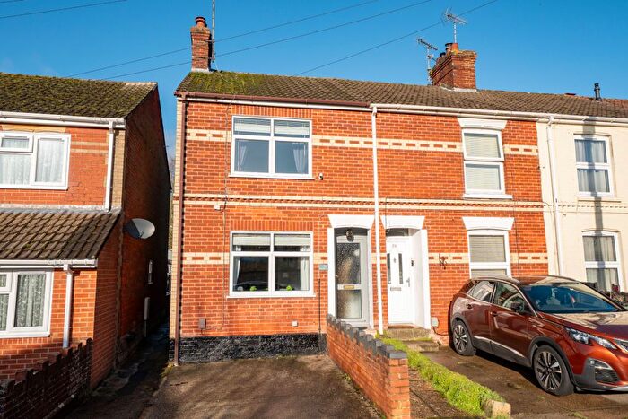 2 Bedroom End Terrace House For Sale In Eastfield Road, Andover, SP10
