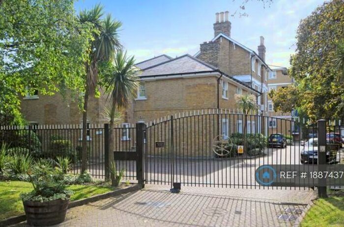 1 Bedroom Flat To Rent In Hill House Mews, Bromley, BR2