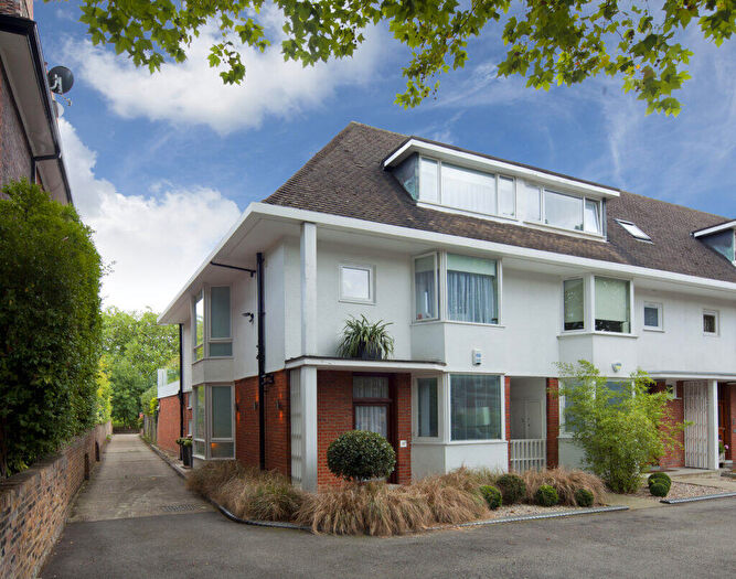 4 Bedroom Terraced House To Rent In Elsworthy Road, Primrose Hill, London, NW3