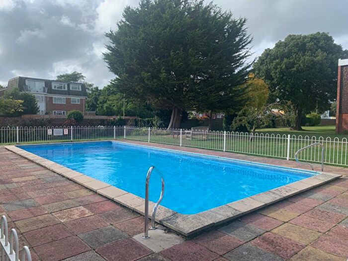 2 Bedroom Flat To Rent In Mark Anthony Court, Hayling Island, PO11