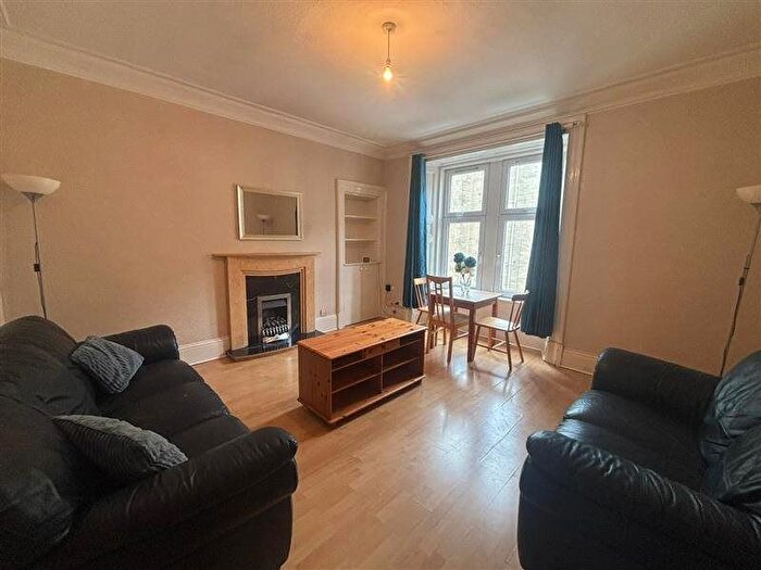 2 Bedroom Flat To Rent In Forest Park Road, Dundee, DD1