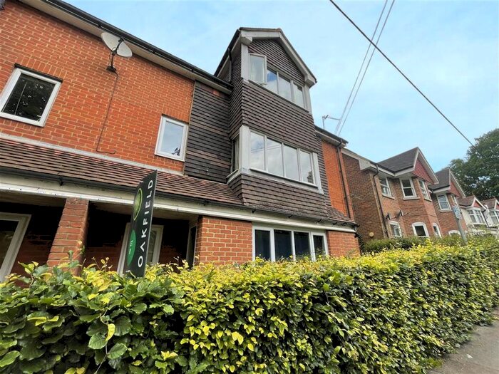 1 Bedroom Flat To Rent In High Street, Buxed, TN22