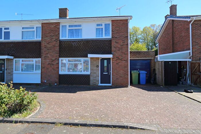 3 Bedroom Semi Detached House For Sale In Wells Way, Faversham, ME13