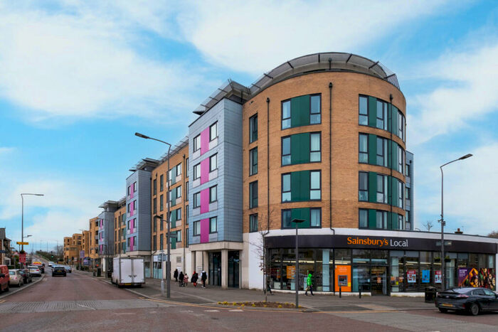 2 Bedroom Apartment To Rent In London Road, Wallington, SM6