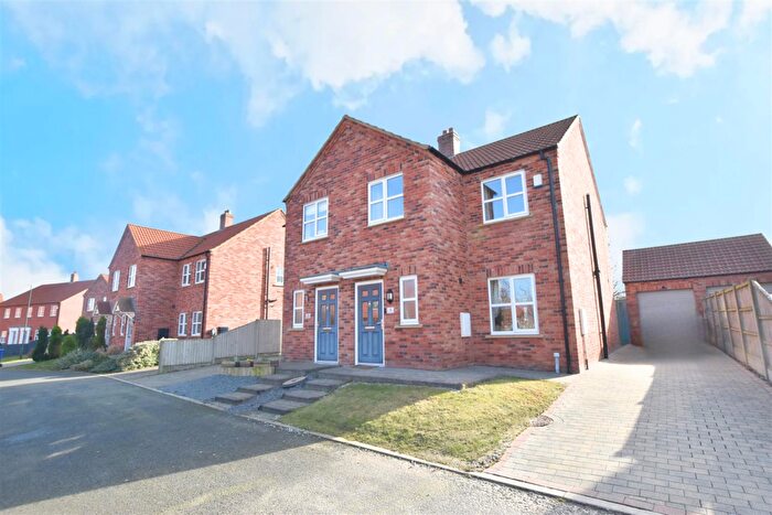3 Bedroom Semi-Detached House For Sale In Aspen Lane, Laceby, Grimsby, DN37