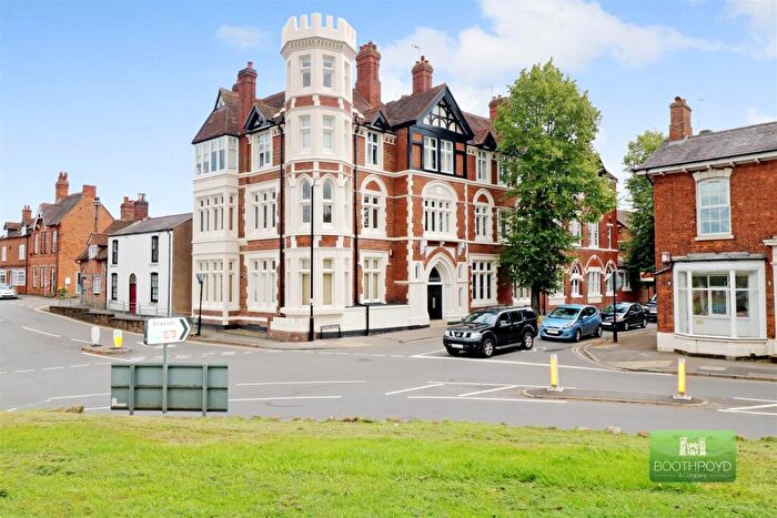 2 Bedroom Apartment For Sale In Priory Road, Kenilworth, CV8