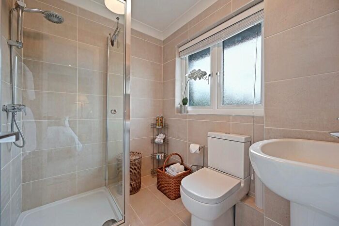 4 Bedroom Town House To Rent In Chantry Place, Eton, SL4