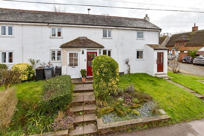 2 Bedroom Terraced House For Sale In Barnsole Road, Staple, Canterbury, Kent, CT3