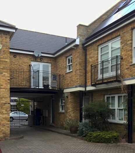 2 Bedroom Flat To Rent In Short Road, London, W4