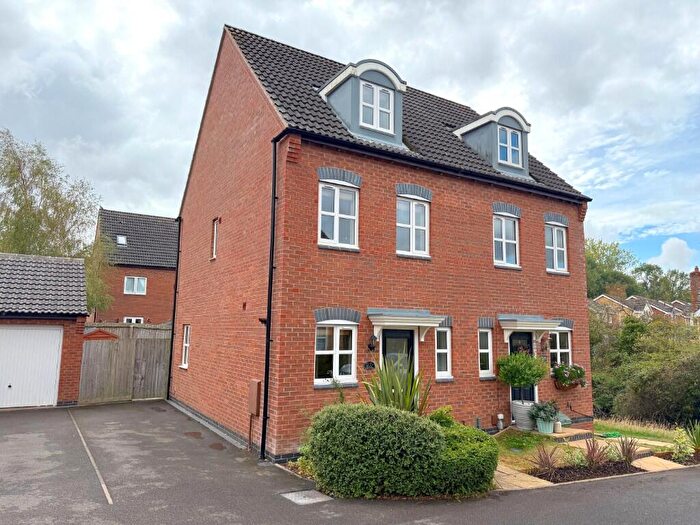 3 Bedroom Semi-Detached House To Rent In Pipistrelle Way, Oadby, Leicester, LE2