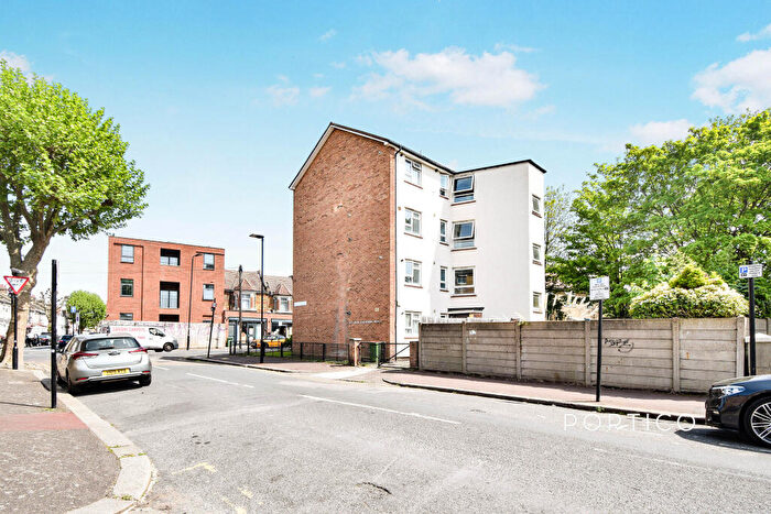 1 Bedroom Flat To Rent In Katherine Road, E6