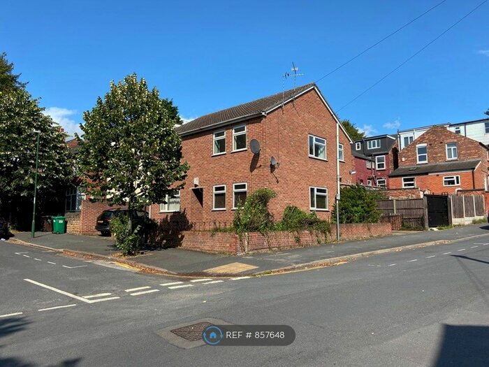 2 Bedroom Flat To Rent In Park Road, Nottingham, NG7