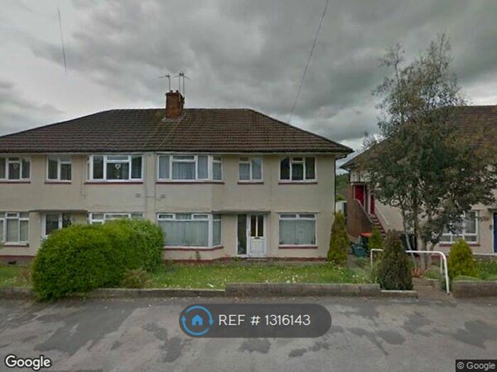 2 Bedroom Flat To Rent In Ebenezer Drive, Rogerstone, Newport NP10