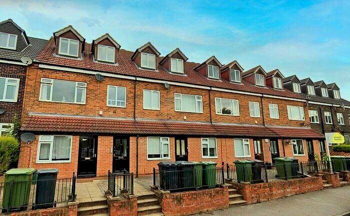2 Bedroom Flat For Sale In High Moor Apartments High Moor Crescent 