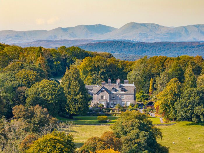 3 Bedroom Apartment For Sale In Windermere Road, Grange Over Sands, LA11
