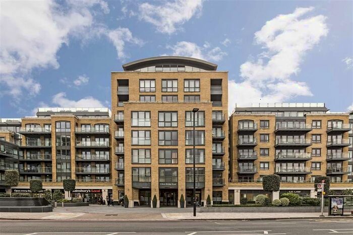 2 Bedroom Flat To Rent In Kew Bridge Road, Brentford, TW8