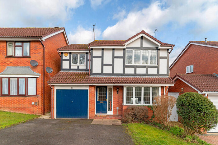 4 Bedroom Detached House For Sale In Helmdon Close, Rugby, CV21