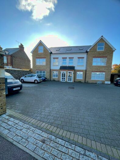 1 Bedroom Flat To Rent In Canterbury Road, Margate, CT9
