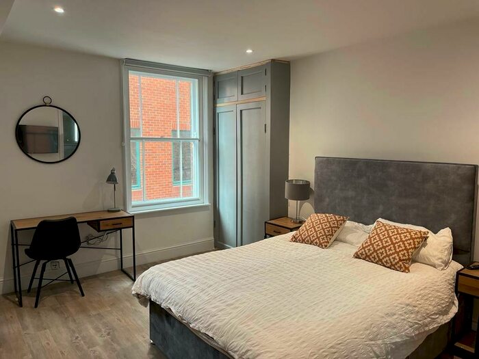 Studio To Rent In Market Street, Nottingham, NG1