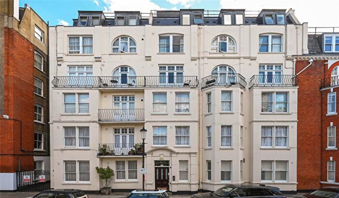 3 Bedroom Flat To Rent In Fawcett Street, London, SW10