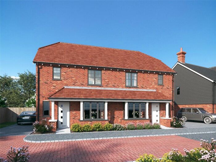 3 Bedroom Semi Detached House For Sale In New Road, Haddenham, Cambridgeshire, CB6