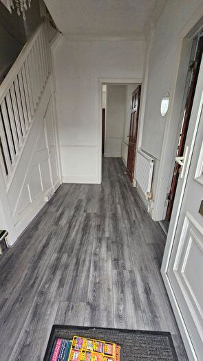 3 Bedroom Semi-Detached House To Rent In Finnemore Road, Birmingham, B9