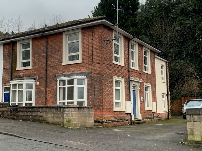 1 Bedroom Flat To Rent In Bearwood Hill Road, Burton-on-Trent, DE15