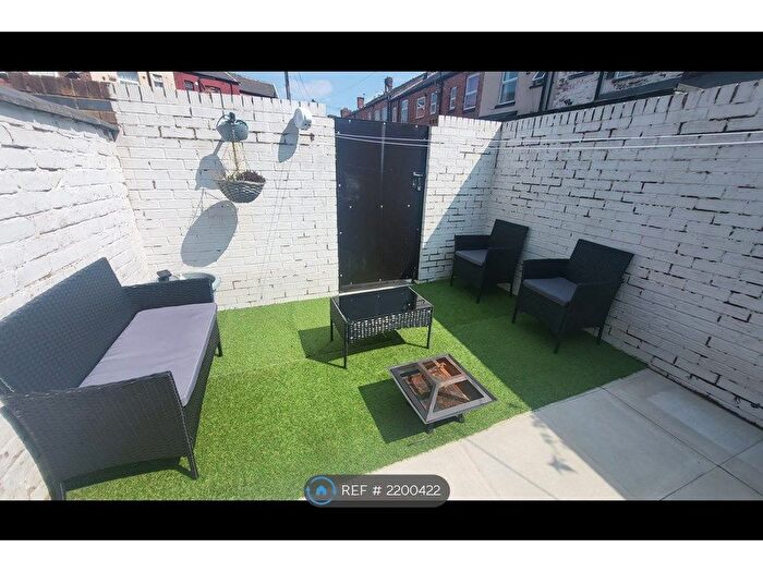 3 Bedroom Terraced House To Rent In Blackpool Street, Manchester, M11