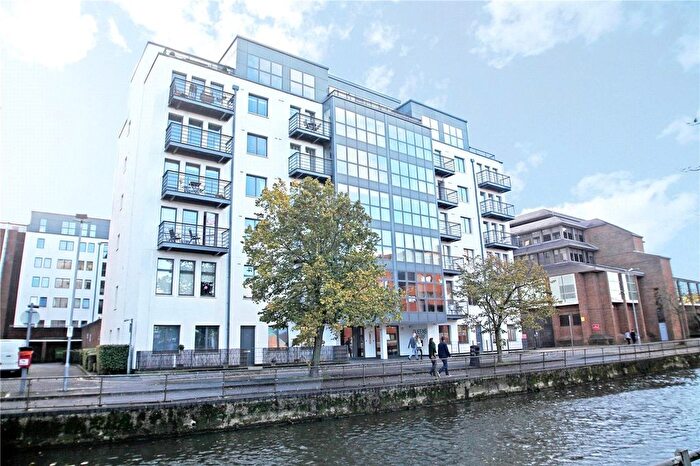 1 Bedroom Flat To Rent In Queens Wharf, Queens Road, Reading, Berkshire, RG1