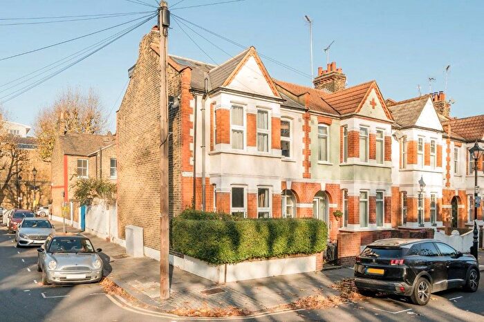 4 Bedroom End Terrace House To Rent In Ridgdale Street, Bow, London, E3