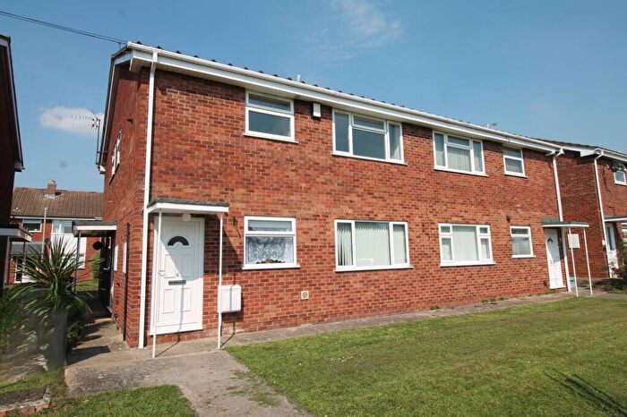 2 Bedroom Maisonette For Sale In Malet Close, Gloucester, GL2