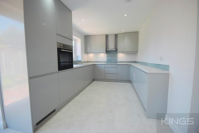 2 Bedroom Detached House To Rent In The Horseshoe, Godalming, GU7