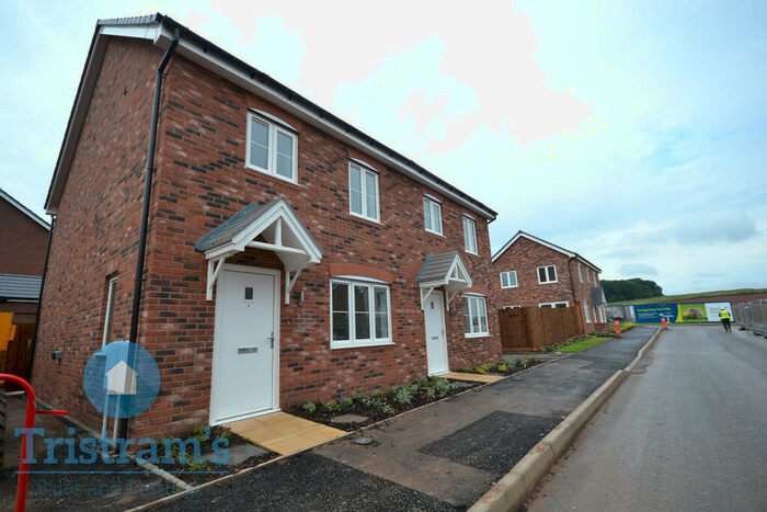 3 Bedroom Semi-Detached House To Rent In Elizabeth Drive, Edwalton, NG12