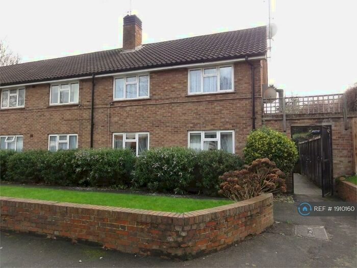 1 Bedroom Flat To Rent In Hilliers Lane, Beddington, CR0