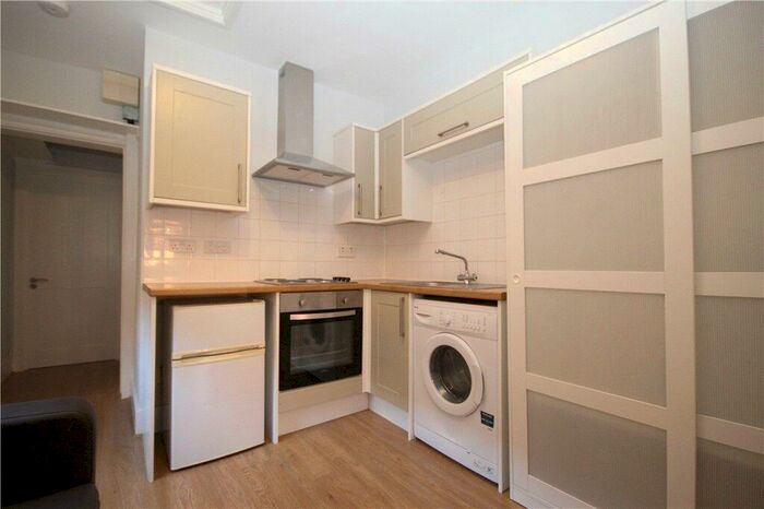 1 Bedroom Apartment To Rent In Baillie Road, Guildford, Surrey, GU1