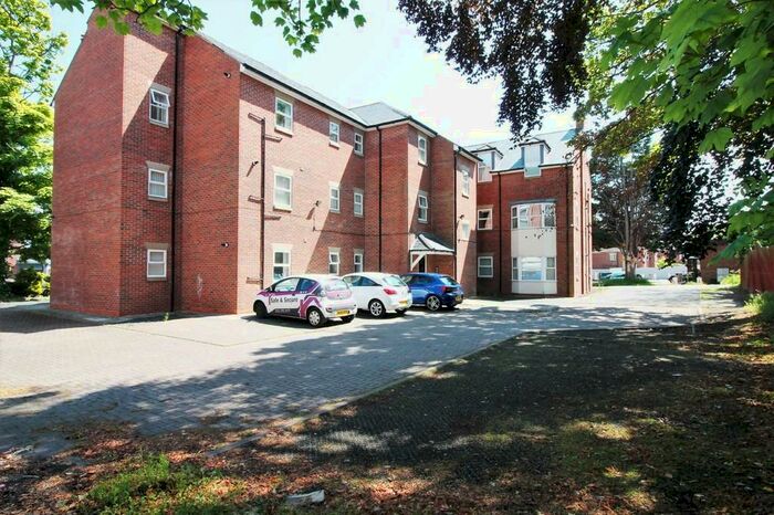 2 Bedroom Apartment To Rent In Montpelier House, Montpelier Terrace, Sunderland, SR2