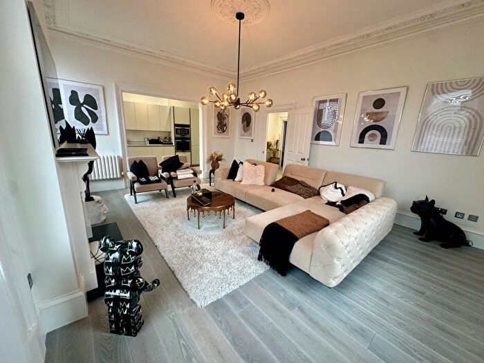 2 Bedroom Flat To Rent In Haverstock Hill, Belsize Park, NW3