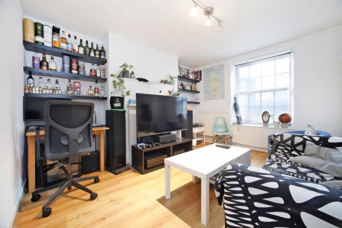 2 Bedroom Flat To Rent In Bath Terrace, London, SE1