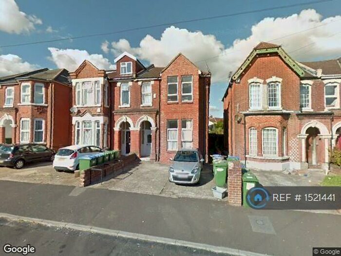 8 Bedroom Semi-Detached House To Rent In Alma Road, Southampton, SO14