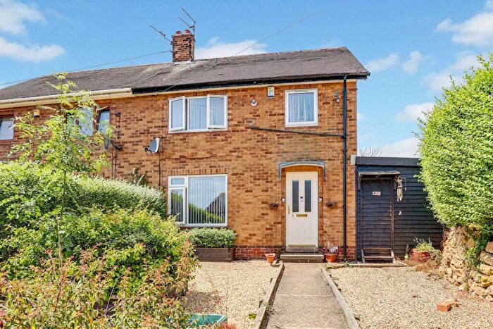 3 Bedroom Semi-Detached House For Sale In Cherry Orchard Mount, Nottingham, NG5