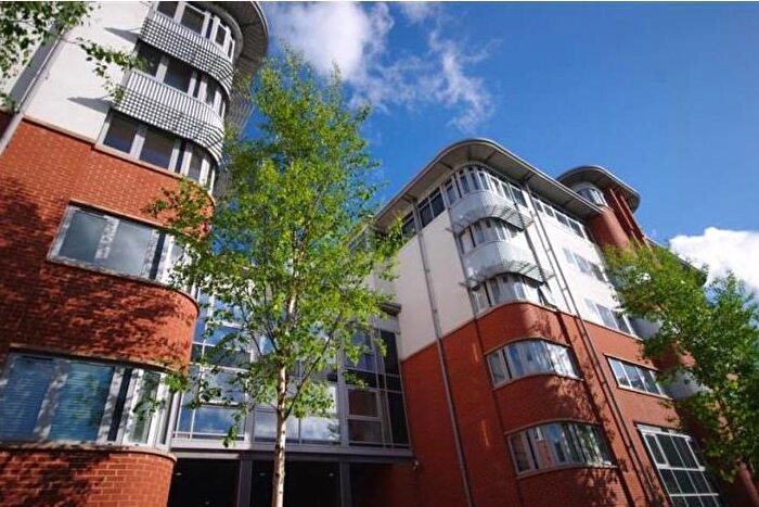 1 Bedroom Flat To Rent In Central Park Avenue, Plymouth, PL4