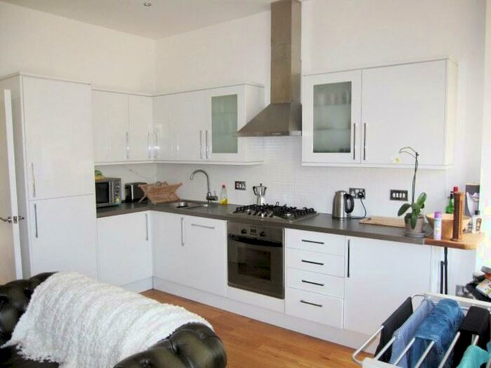 2 Bedroom Flat To Rent In Mercers Road, London, N19