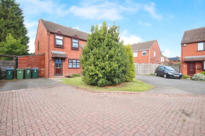 2 Bedroom Semi-Detached House For Sale In Baytree Close, Coventry, CV2
