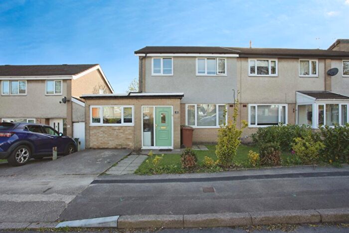 3 Bedroom Semi Detached House For Sale In Cae'r Fferm, Caerphilly, CF83