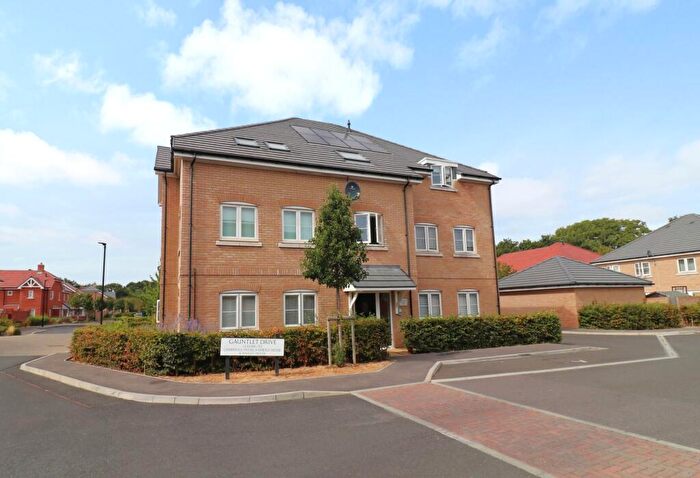 1 Bedroom Flat For Sale In Gauntlet Drive, Netley Abbey, SO31