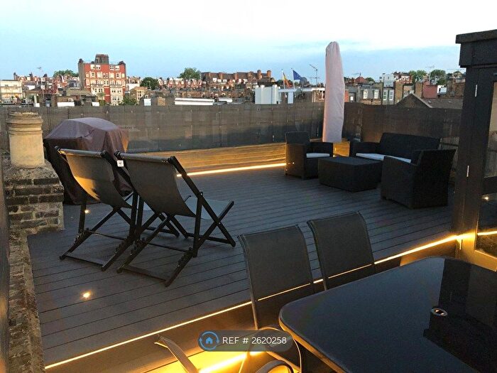 1 Bedroom Flat To Rent In Edge Street, London, W8